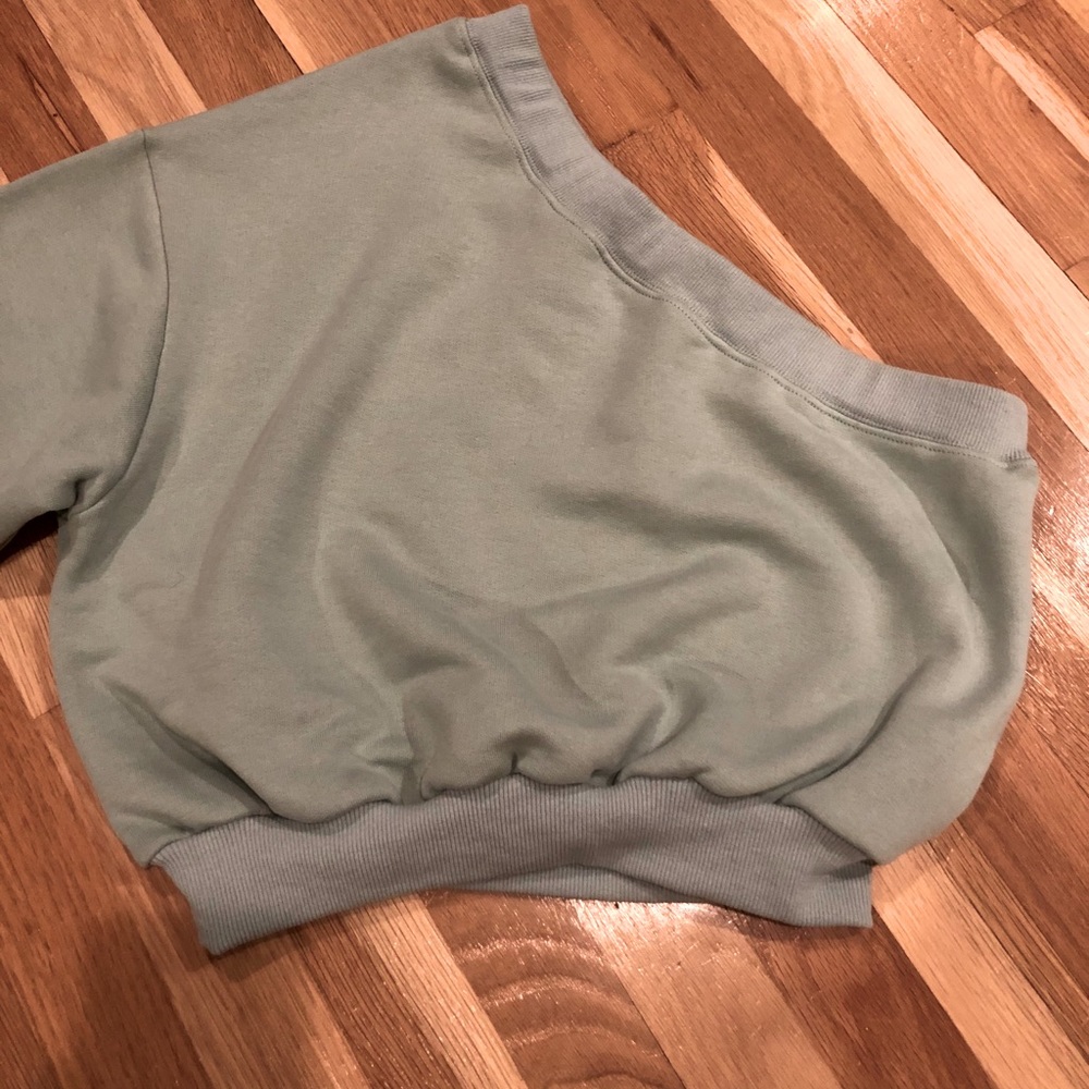 Soft Green Off-One Shoulder Cropped Sweatshirt